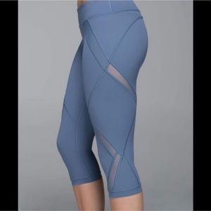 Lululemon Cool to Street Crops Blue Size 6